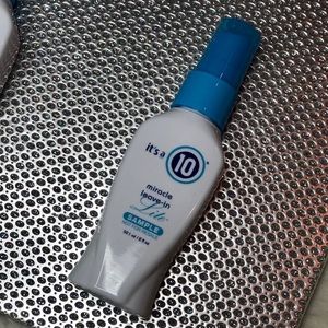 • It’s a 10 Miracle Leave-In 💆🏻‍♀️